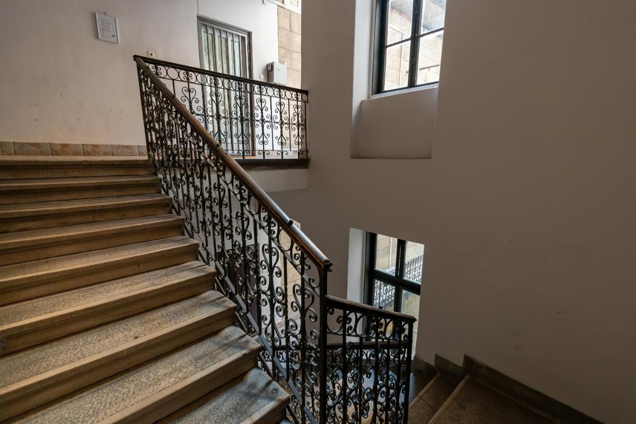 Spacious & Stylish Apartment In Downtown بودابست المظهر الخارجي الصورة